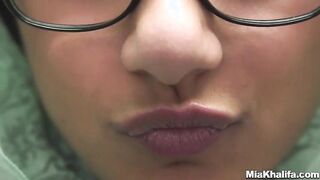 سكس مايا خليفة - دروس مص قضيب مع ميا خليفة وصديقتها العربية