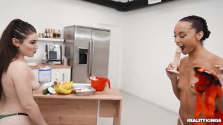 xlxx - مؤخرتاهما متعطشتان للمزيد